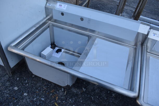 BRAND NEW SCRATCH AND DENT! Steelton 522CS1181818RT Stainless Steel Commercial Single Bay Sink w/ Right Side Drain Board. No Legs. 39x24x23. Bay 18x18x12. Drain Board 16x20x1 - Image 3 of 5