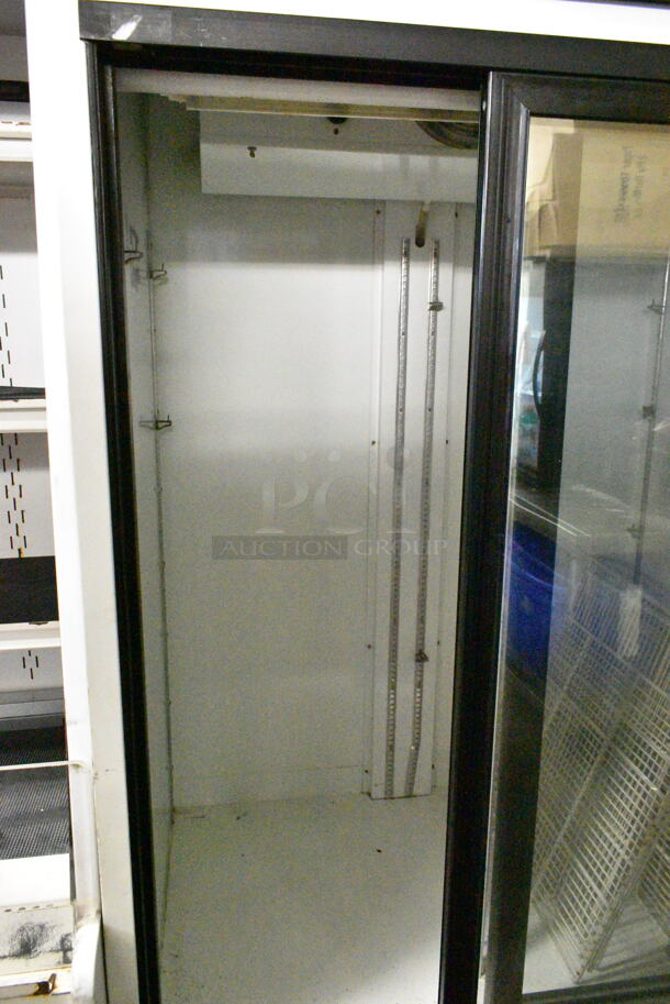 Hussmann RR0361G31 Metal Commercial 2 Door Reach In Cooler Merchandiser. 115 Volts, 1 Phase. Tested and Powers On But Does Not Get Cold - Image 7 of 8