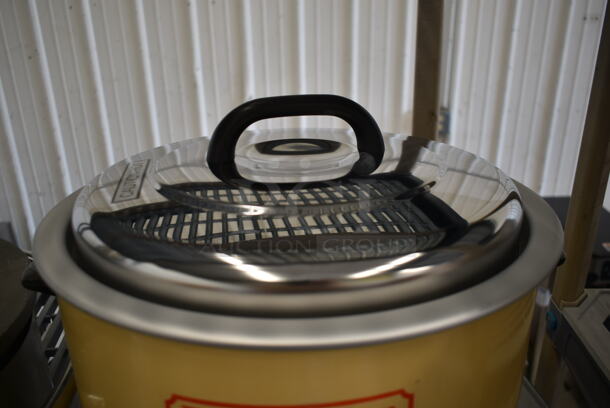 BRAND NEW SCRATCH AND DENT! 2023 RiceMaster Town 57138 Stainless Steel Commercial Countertop Rice Cooker. 230 Volts, 1 Phase. - Image 7 of 7