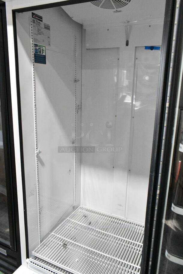 2021 True TSCI-600R-G-PH Metal Commercial Single Door Reach In Cooler Merchandiser. 115 Volts, 1 Phase. Tested and Powers On But Does Not Get Cold
 - Image 3 of 4
