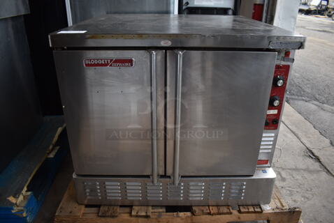 Blodgett Zephaire ENERGY STAR Stainless Steel Commercial Electric Powered Full Size Convection Oven w/ Solid Doors and Thermostatic Controls. 208 Volts, 3 Phase. 39x37x32