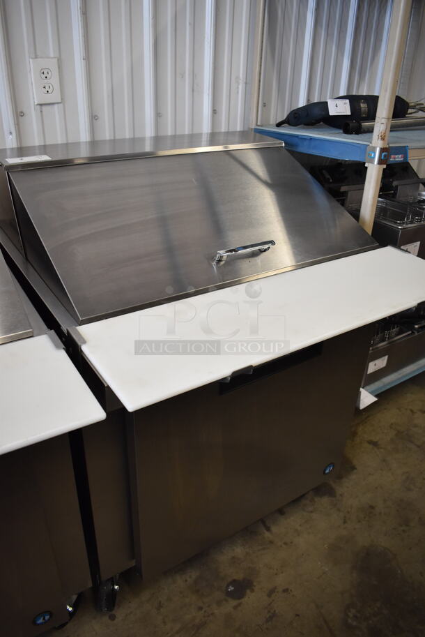 LIKE NEW! 2022 Hoshizaki SR36B-15M Stainless Steel Commercial Sandwich Salad Prep Table Bain Marie Mega Top on Commercial Casters. Unit Was Used a Few Times at a Trade Show as a Demonstration. 115 Volts, 1 Phase. 36x37x45. Tested and Working! - Image 2 of 7