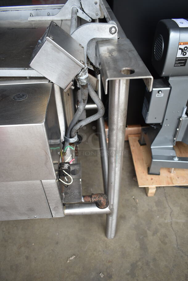 Groen BPM-30G Stainless Steel Commercial Floor Style Natural Gas Powered 30 Gallon Braising Pan. 104,000 BTU.  - Image 8 of 10