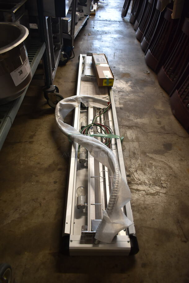 BRAND NEW SCRATCH AND DENT! Hatco GR2AHL-72 Metal Commercial Warming Strip. 120/208 Volts, 1 Phase. - Image 2 of 5