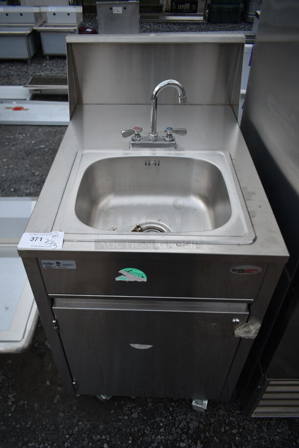 QualServ WMSC24MS Stainless Steel Commercial Single Bay Portable Sink w/ Faucet and Handles on Commercial Casters. 120 Volts, 1 Phase. - Image 1 of 7