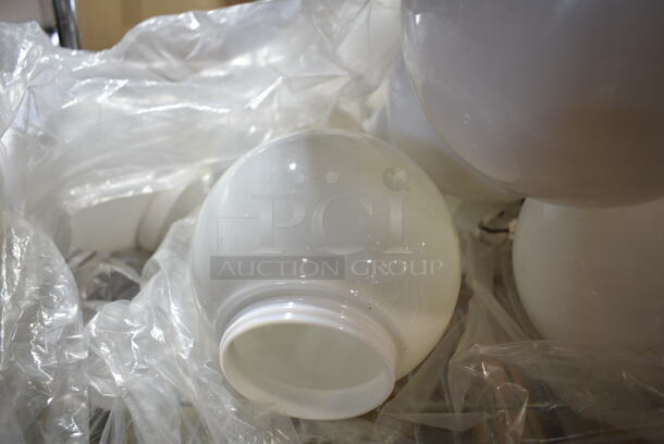 2 StringTent Globe Lights. 2 Times Your Bid! - Image 4 of 5