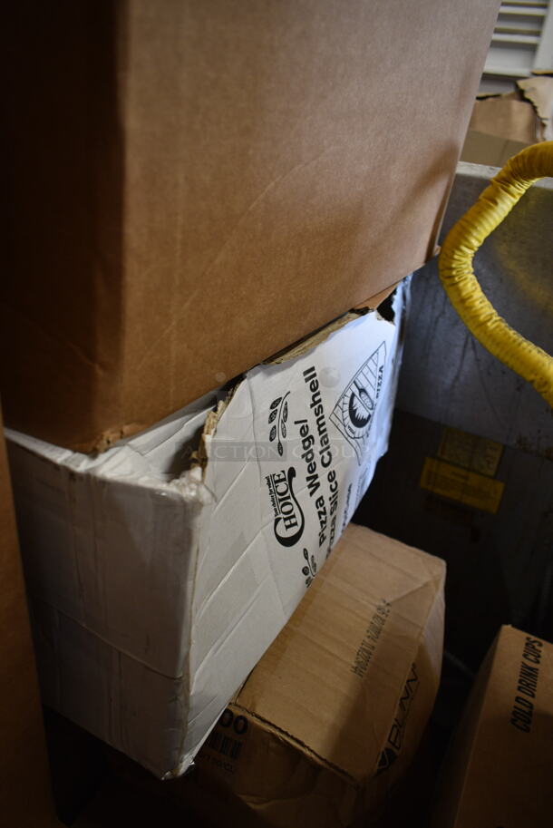 PALLET LOT of 21 BRAND NEW Boxes Including Choice Pizza Wedge Clamshell, CH32DEF Dart ClearPac SafeSeal 32 oz. Tamper-Resistant, Tamper-Evident Hinged Container with Flat Lid - 200/Case, Noble Medium Gloves, Yogurt Cups 6 oz. 21 Times Your Bid! - Image 3 of 10