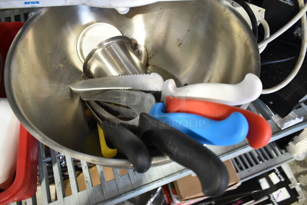 ALL ONE MONEY! Lot of Various Items Including Metal Bowls, Knives, Red Poly Bucket, Knockbox.  - Image 6 of 8