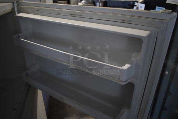 Whirlpool W1TXNMFWQ02 Metal Cooler Freezer Combo Unit. 115 Volts, 1 Phase. Tested and Powers On But Does Not Get Cold - Image 3 of 6