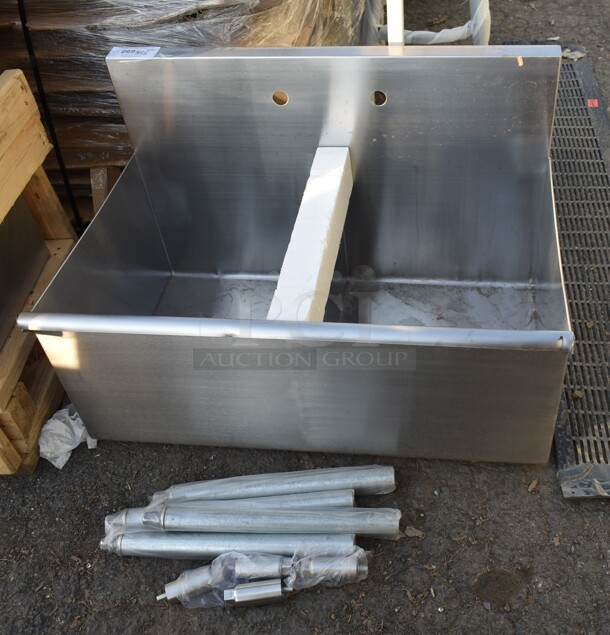 BRAND NEW SCRATCH AND DENT! Stainless Steel 2 Bay Sink.