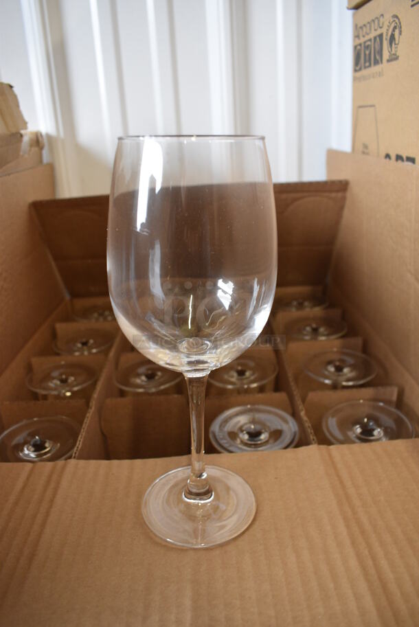 24 BRAND NEW IN BOX! Arcoroc Excalibur Breeze Wine Glasses. 3x3x8.5. 24 Times Your Bid!