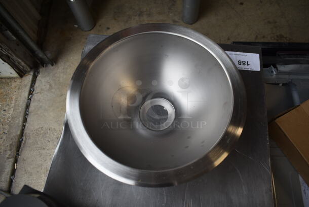 ALL ONE MONEY! Lot of Diversey Unit and Metal Range Drip Bowls - Image 6 of 6