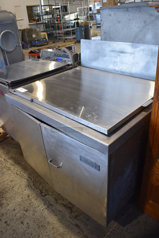 Anets Stainless Steel Commercial Natural Gas Powered Donut Fryer. 41x36x45 - Image 6 of 8