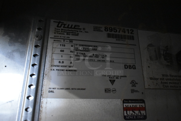 2016 True T-35 Stainless Steel Commercial 2 Door Reach In Cooler w/ Poly Coated Racks on Commercial Casters. 115 Volts, 1 Phase. Tested and Powers On But Does Not Get Cold - Image 6 of 7