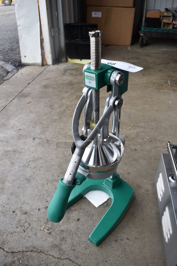 BRAND NEW! Garde XL MCJ2 Manual Commercial Citrus Juicer with Safety Spring. 7x12x20 - Image 1 of 5