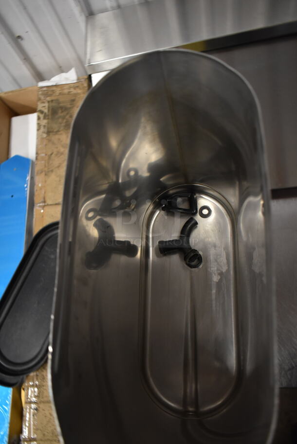 Stainless Steel Beverage Holder Dispenser. - Image 4 of 4