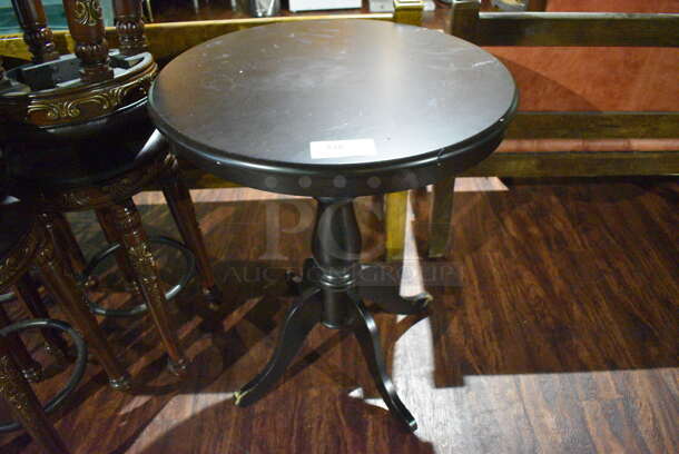 Black Round Table. 30x30x36. (lounge)