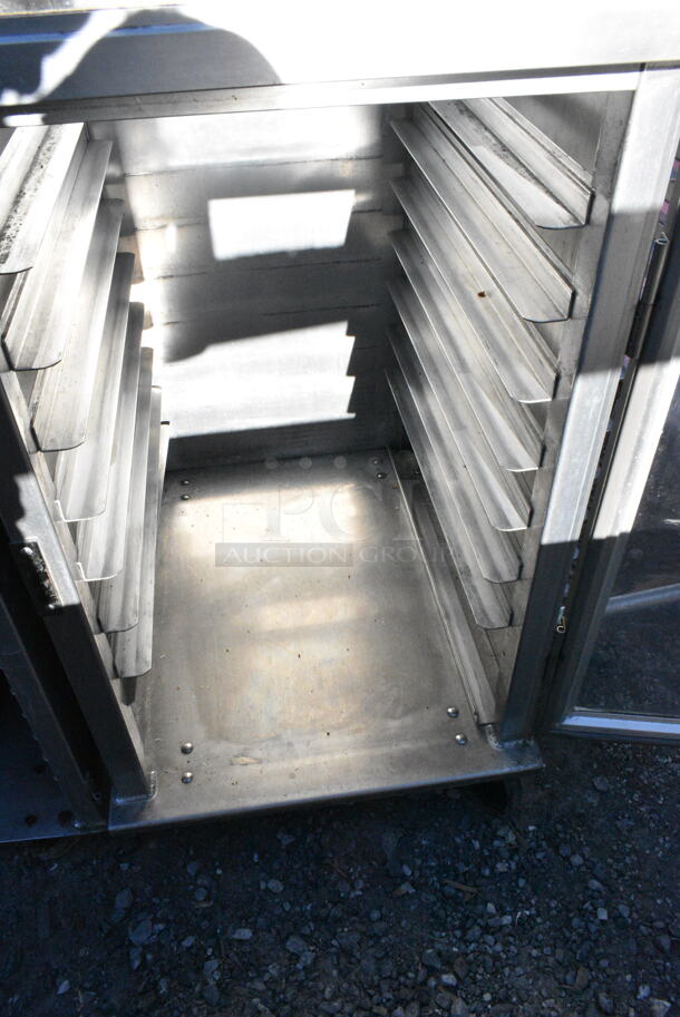 Metal Commercial Enclosed Pan Transport Rack on Commercial Casters.  - Image 4 of 4