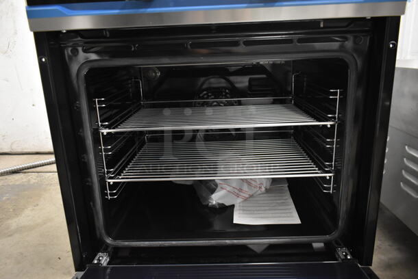 BRAND NEW SCRATCH AND DENT! Beko Stainless Steel Commercial Electric Powered Convection Oven w/ Metal Oven Racks. 120/240 Volts, 1 Phase. - Image 4 of 5