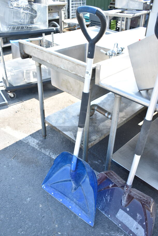 2 Snow Shovels. 2 Times Your Bid! - Image 2 of 9