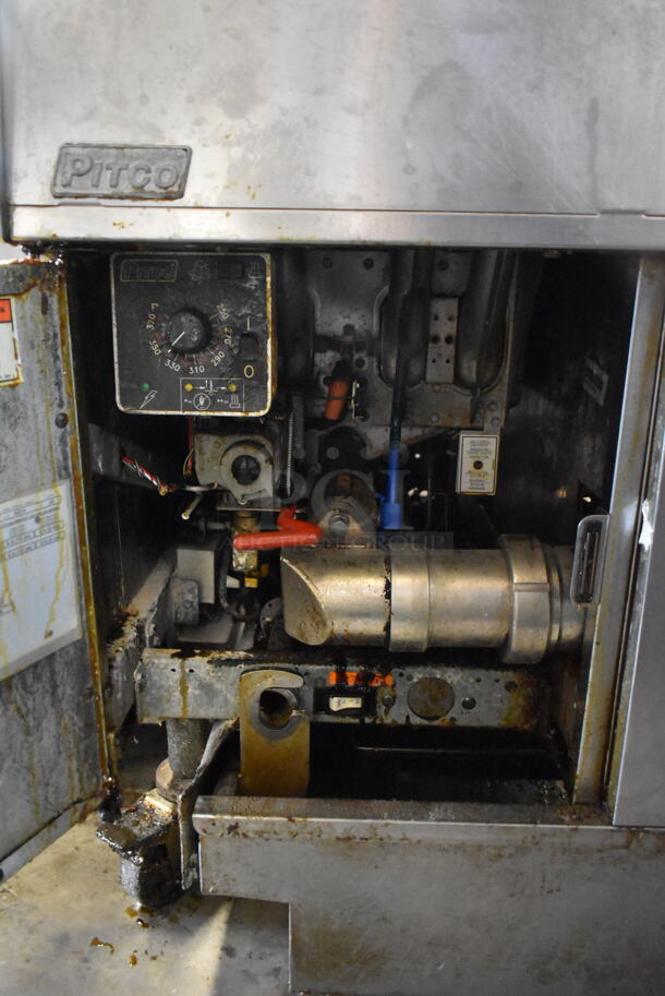 Pitco Frialator SG14 Stainless Steel Commercial Floor Style Natural Gas Powered Double Bay Deep Fat Fryer w/ Filtration System and Grease Trap. 110,000 BTU.  - Image 11 of 11
