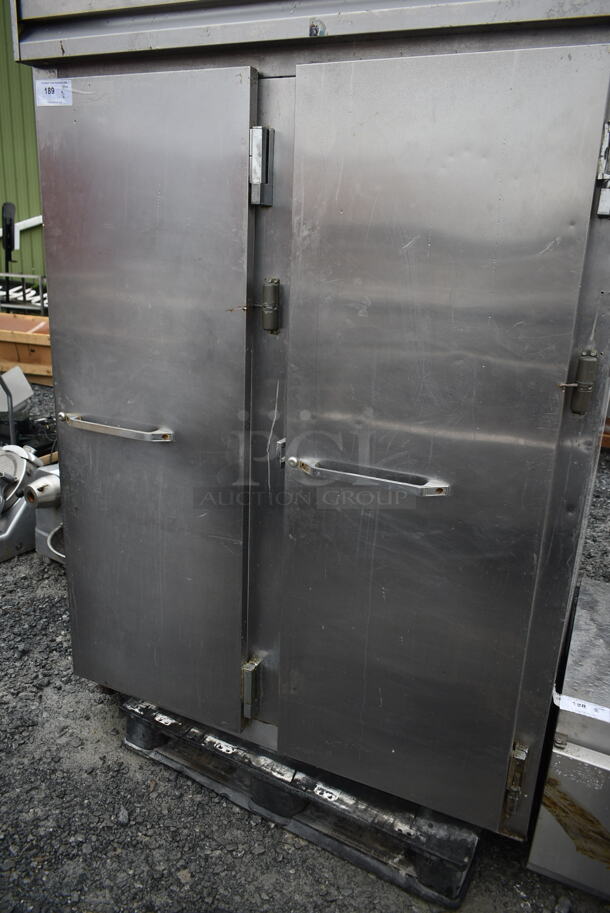 Continental 2R-SS Stainless Steel Commercial 2 Door Reach In Cooler. 115 Volts, 1 Phase. Tested and Powers On But Does Not Get Cold - Image 8 of 8