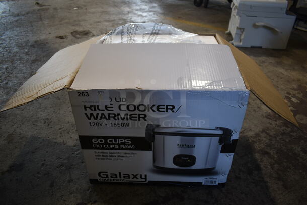 BRAND NEW SCRATCH AND DENT! Galaxy 177GRSC60 Stainless Steel 60 Cup Rice Cooker. 120 Volts, 1 Phase. Tested and Working! - Image 2 of 11