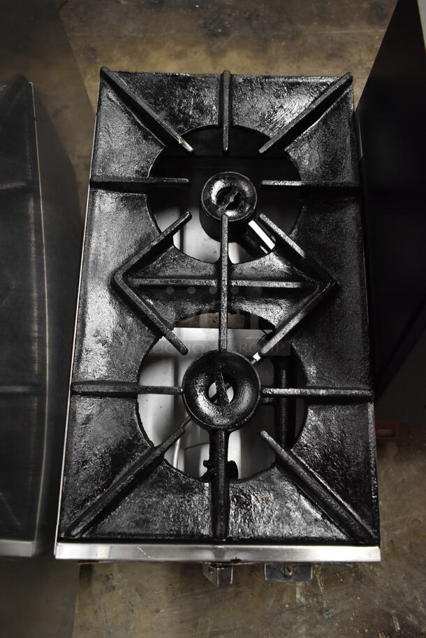 Cecilware Stainless Steel Commercial Countertop Propane Gas Powered 2 Burner Range. - Image 2 of 6