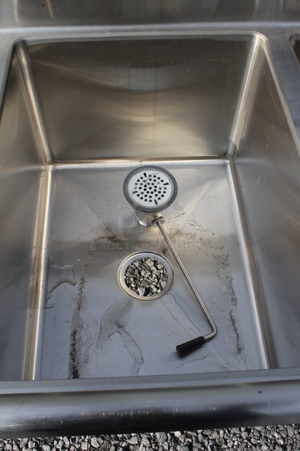 BRAND NEW SCRATCH AND DENT! Regency 600S31824 Stainless Steel Commercial 3 Bay Sink.  - Image 3 of 5