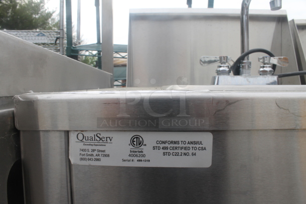 QualServ Stainless Steel Commercial Single Bay Portable Sink w/ Faucet and Handles on Commercial Casters. Bay 12.5x10.5x5 - Image 6 of 9