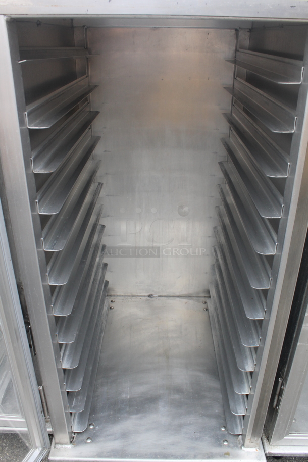 Lockwood Metal Commercial Enclosed Pan Transport Rack on Commercial Casters. - Image 5 of 6