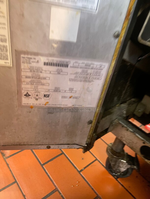 Working! Pitco Frialator SSH55 6 Bank (12 Baskets ) Commercial Gas Fryer with Filtration System Tested and Working! - Image 8 of 10