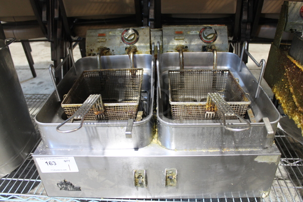 Star 530TF Stainless Steel Commercial Countertop Electric Powered Double Bay Fryer w/ 2 Metal Fry Baskets. 220/240 Volts. - Item #1098154