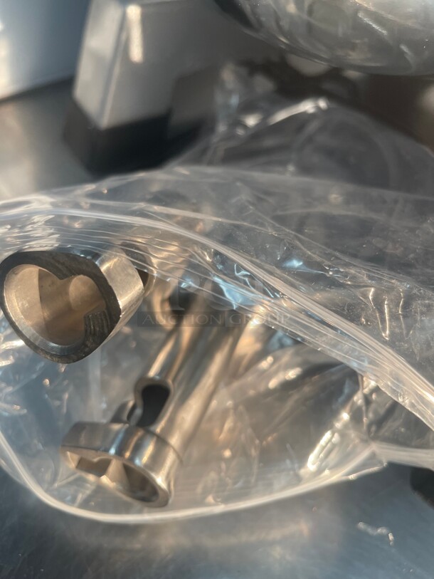 Brand New! Commercial 15 Qt Dough Counter Top Mixer With Three Attachments NSF 115 Volt Tested and Working - Image 5 of 8