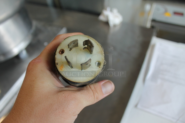 Groen Stainless Steel Commercial Countertop Electric Powered Tilting Steam Kettle. 250 Volts, 1 Phase. - Image 9 of 9