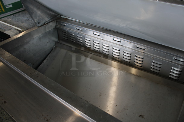 Avantco Model SCLM3 Stainless Steel Commercial Sandwich Salad Prep Table Bain Marie Mega Top on Commercial Casters. 115 Volts, 1 Phase. 70.5x34x46. Tested and Powers On But Temps at 51 Degrees - Image 5 of 10