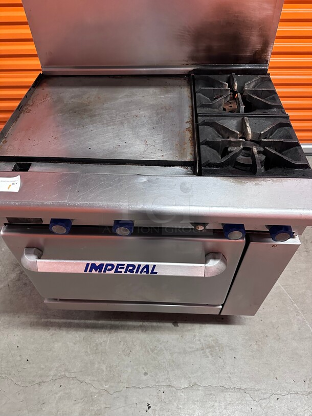 Working! Imperial Range Pro Series 2 Burner Gas Range w/ 24 inch Manual Griddle Features a standard oven base NSF Tested and Working! - Image 4 of 9