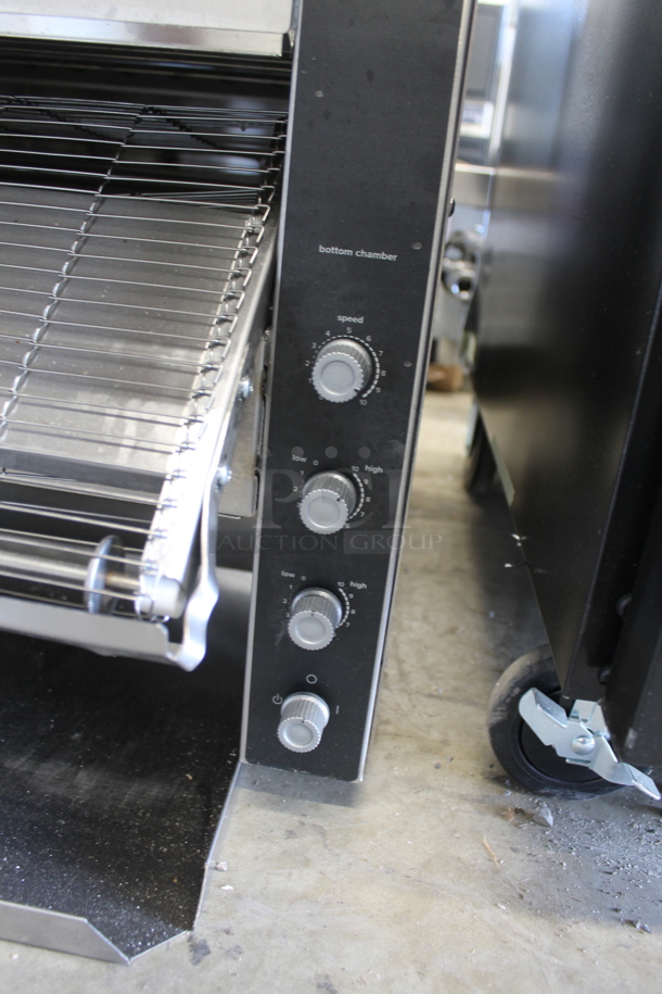 BRAND NEW SCRATCH AND DENT! Vollrath JT4 Stainless Steel Commercial Countertop Electric Powered Dual Conveyor Toaster with 1 1/2"-3" and 1 1/2" Openings. 240 Volts, 1 Phase.  - Image 5 of 6
