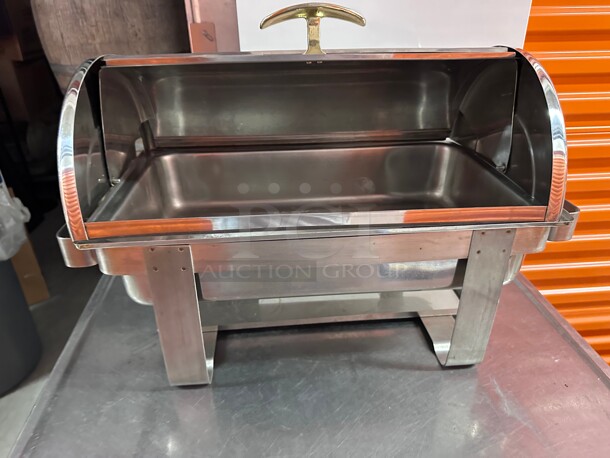 New! Tablecraft  Stainless Steel Commercial Heavy Duty 7 qt. Buffet Chafer Dish w/ Roll Top NSF  - Image 6 of 8
