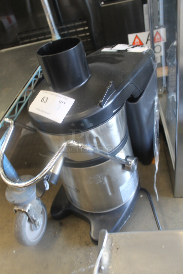 BRAND NEW! AvaMix 928JE700 Stainless Steel Commercial Countertop Continuous Feed Juice Extractor with Pulp Ejection. 120 Volts, 1 Phase. Tested and Working! - Image 3 of 5