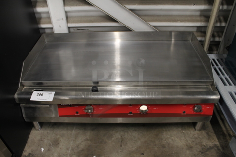BRAND NEW SCRATCH AND DENT! Avantco 177EG36N Commercial Stainless Steel Electric 36" Countertop Griddle On Galvanized Legs. 208/240V, 3 Phase. Tested And Working!