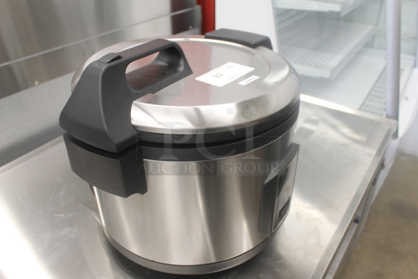 BRAND NEW SCRATCH AND DENT! EH LCX-6L Stainless Steel Commercial Countertop Rice Cooker. 120 Volts, 1 Phase. - Image 2 of 6