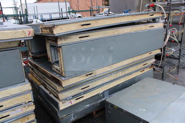 Norlake 6'x6'x6' SELF CONTAINED Walk In Cooler Box w/ Floor, Norlake Model CPB0751C-A Compressor and Copeland Model RS47C2-IAV-102 Condenser. 208/230 Volts, 1 Phase. Gallery Picture Is Unit Before Disassembly - Image 4 of 10