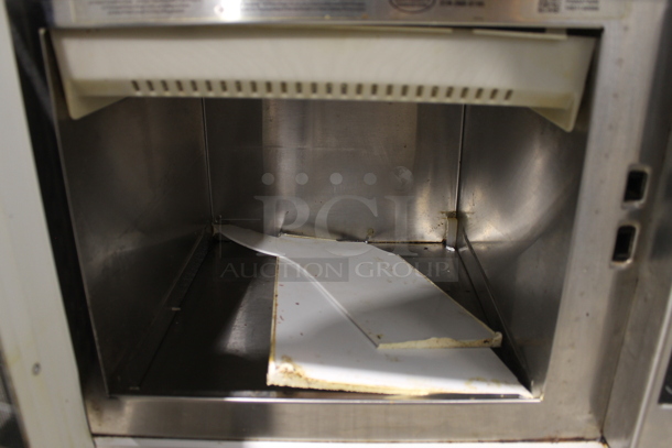 Menumaster Stainless Steel Commercial Countertop Microwave Oven. - Image 2 of 3