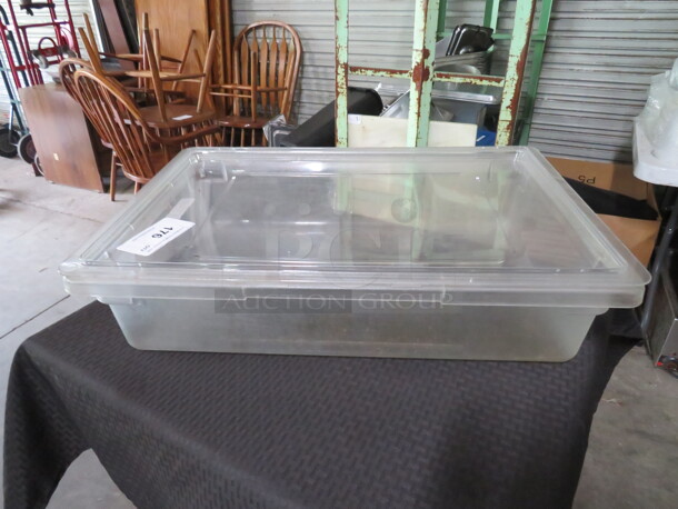 One 8.5 Gallon Food Storage Container With Lid. - Image 1 of 1