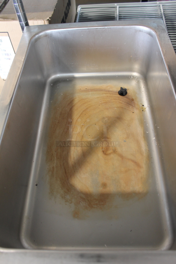 Avantco 177W50 Stainless Steel Commercial Countertop Food Warmer. 120 Volts, 1 Phase. Tested and Working! - Image 6 of 10