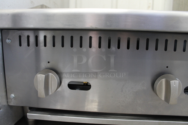 BRAND NEW SCRATCH AND DENT!  Cooking Performance Group CPG Stainless Steel Commercial Countertop Natural Gas Powered Charbroiler Grill. - Image 3 of 3