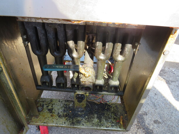 One Migali Stainless Steel Natural Gas Deep Fryer. 19.5X31X46 - Image 2 of 2