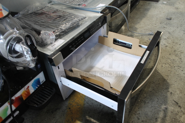 BRAND NEW SCRATCH AND DENT! 2022 KoolMore KM-MD-1SS Stainless Steel Commercial Drawer Microwave Oven. 120 Volts, 1 Phase.  - Image 7 of 10