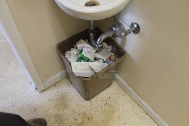 ALL ONE MONEY! ROOM LOT of Various Items Including Mirror, 2 White Cabinets and Fake Plant. Does Not Include Toilet or Sink. BUYER MUST REMOVE. - Image 2 of 7